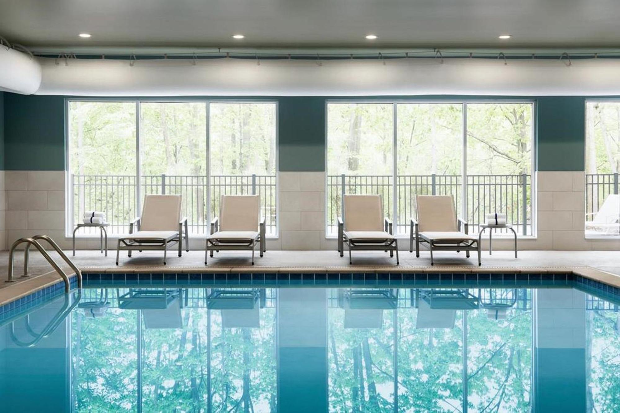 Holiday Inn Express & Suites Buford - Mall Of Georgia By Ihg ภายนอก รูปภาพ